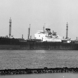 STAD DEN HAAG passing Hoek van Holland 22.5.72 Malcolm Cranfield.jpg